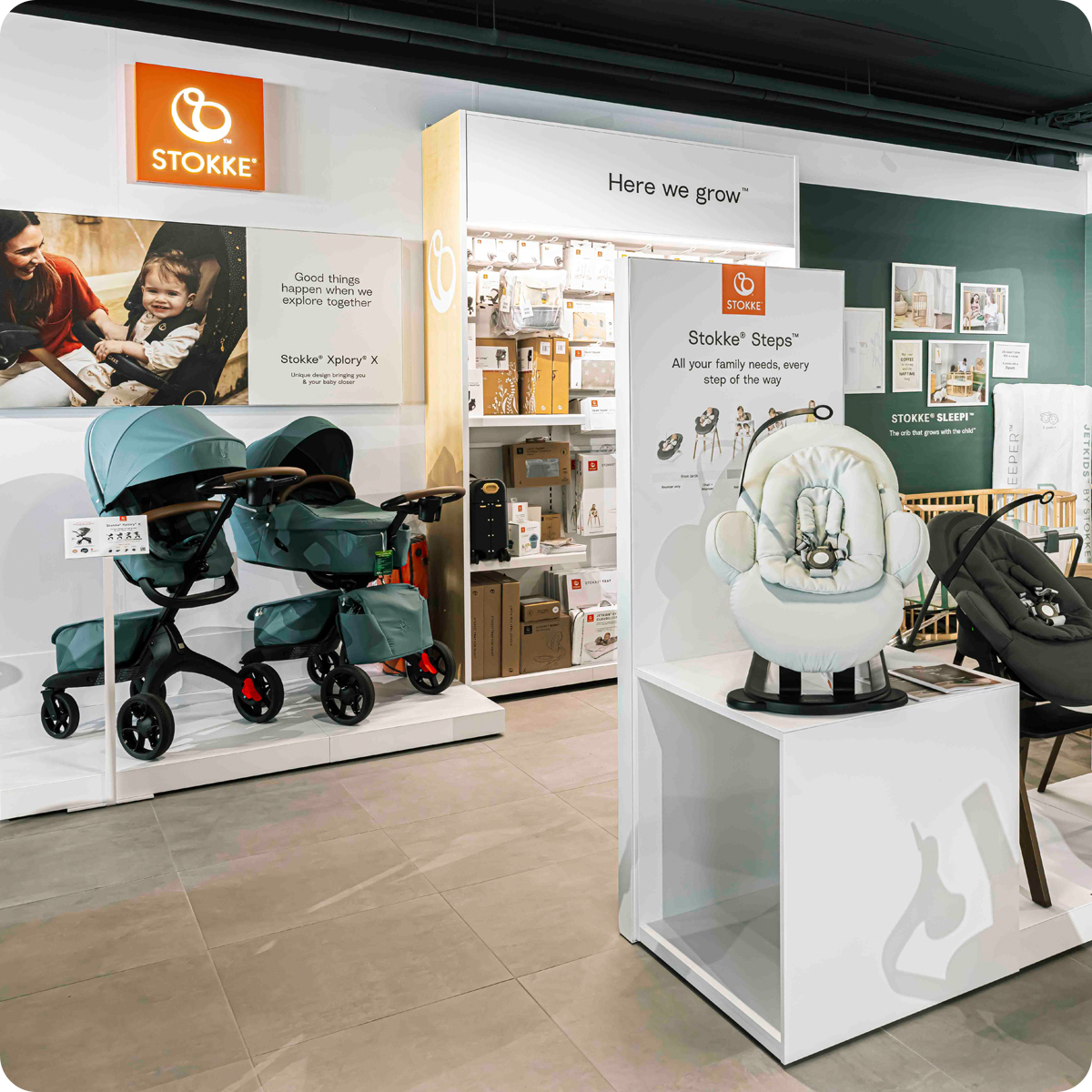 Customer service area
